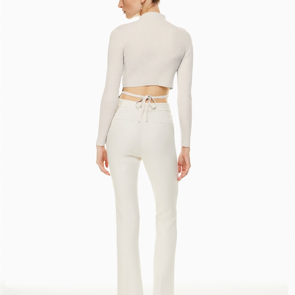 Pink Ribbed Aritzia Sweater - Picture 5 of 5